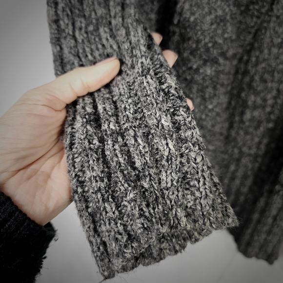 Abercrombie & Fitch Women’s Soft Sweater Collared Cardigan - Gray - One Size - Picture 2 of 5